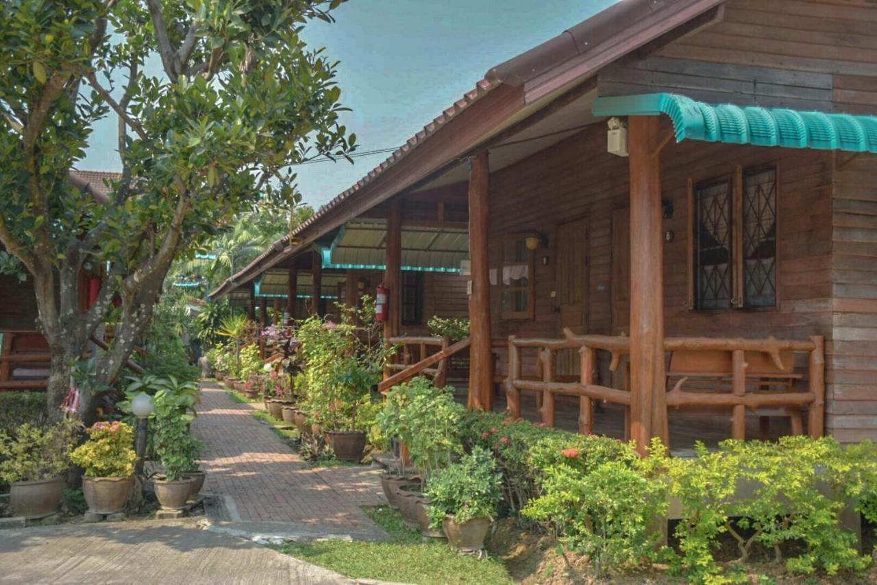 Mg Guesthouse Sukhothai Eksteriør billede