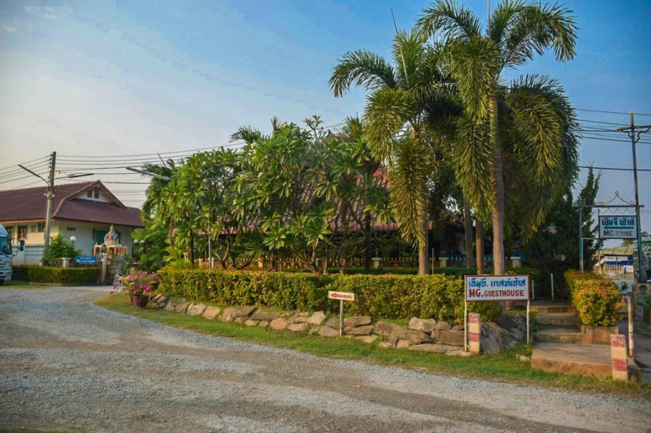 Mg Guesthouse Sukhothai Eksteriør billede