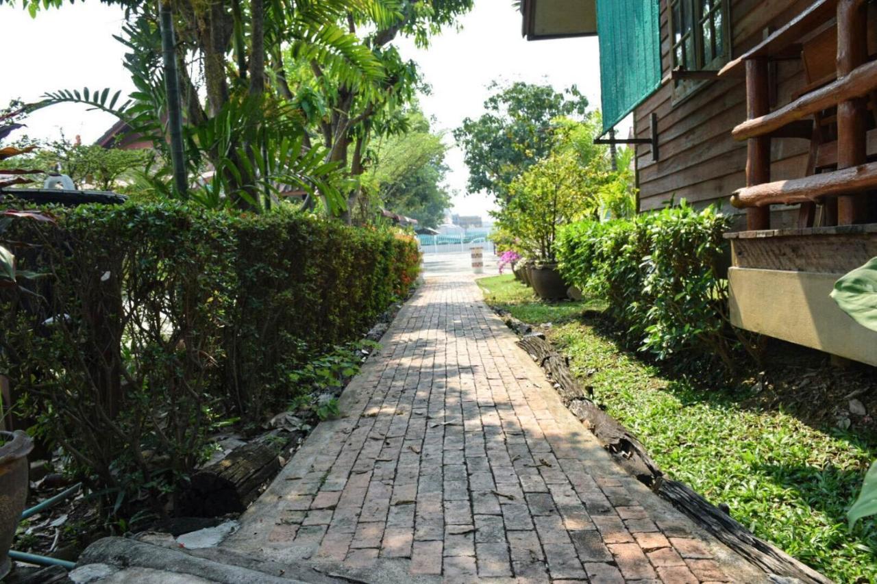 Mg Guesthouse Sukhothai Eksteriør billede